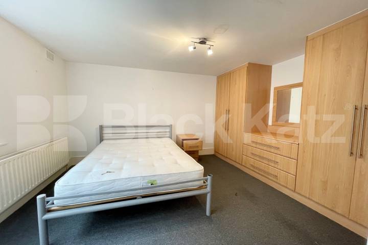 Larger than average, two bedroomed garden flat on the lower ground floor  Drakefield Road, Tooting Bec